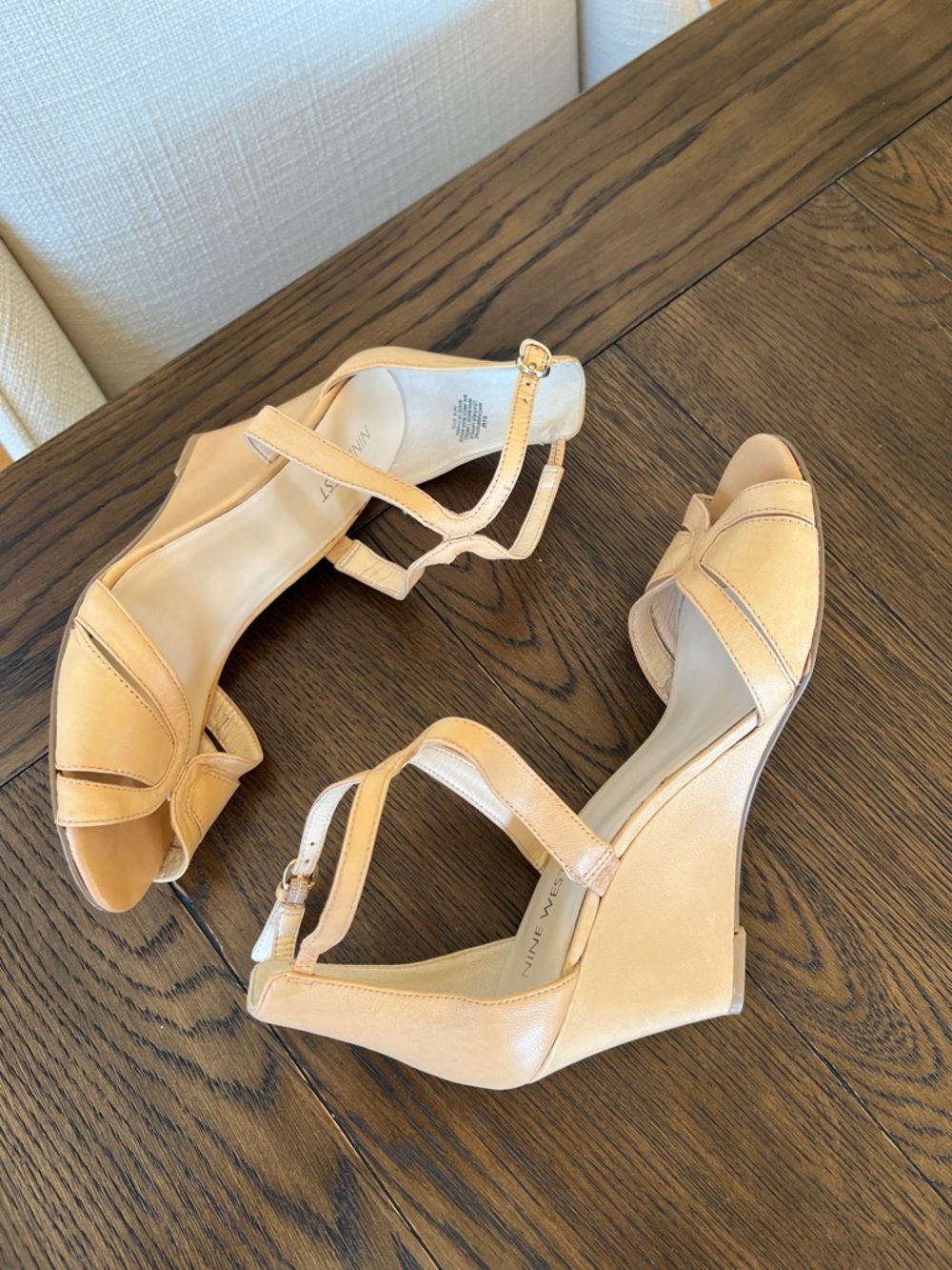 Nine West Tan Leather Wedge Sandals - Strappy Ankle Buckle - Size 8.5 - Picture 4 of 6
